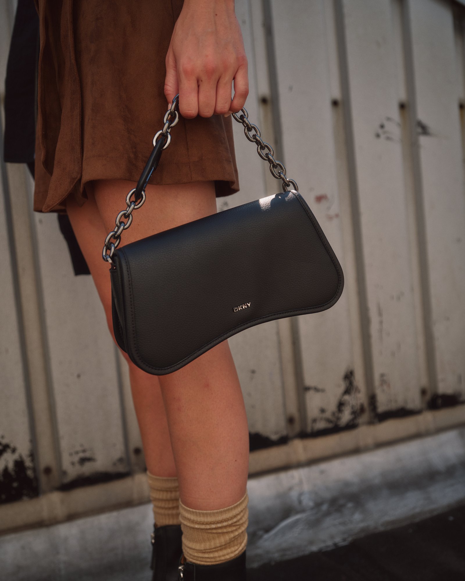 Shoulder bags